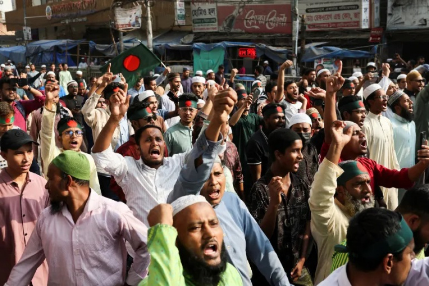 ހަސީނާގެ ވެރިކަން ވައްޓާލި މުޒާހަރާތަކުގެ ލީޑަރަކު މަރުވުމާއެކު، އަނެއްކާވެސް ހަމަނުޖެހުންތައް